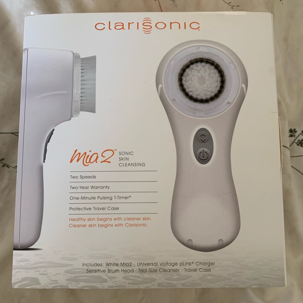 White Clarisonic Mia2 New in Box